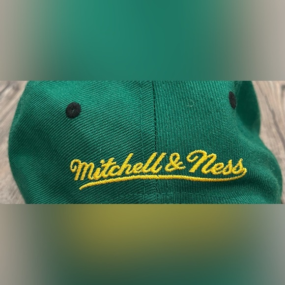 Green and Black Celtics Cap - Mitchell & Ness - Picture 3 of 6
